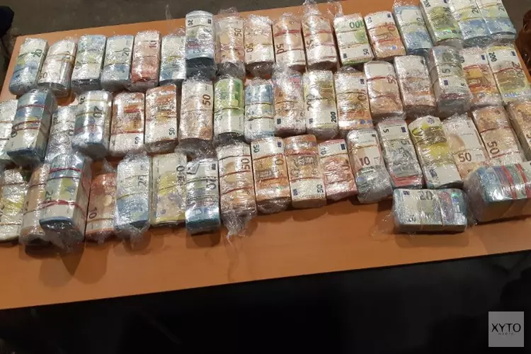 Man met 3 miljoen euro aangehouden