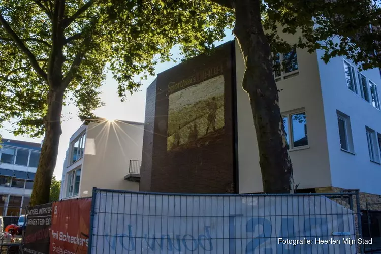 Muurreclame Sporthuis Diana krijgt kleurrijke comeback