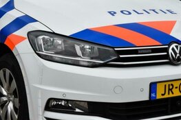 Vrouw overleden na aanrijding dienstvoertuig