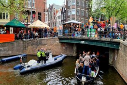 Drukke, maar gezellige Koningsdag in Amsterdam