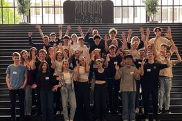 Middelbare scholieren uit de Parkstad en Euregio Maas-Rijn met elkaar in debat over stemplicht, kennistesten voor stemmen en financiering voor speciale scholen