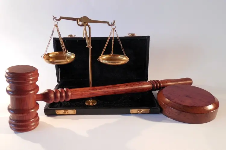Veroordelingen in zaak afpersing en doden Keyvan Pishbin