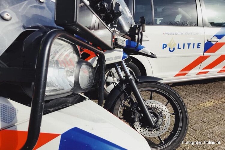 Bestuurder overleden na ernstig verkeersongeval op A76